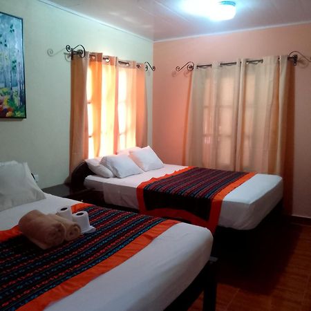 Hotel El Almendro Copan ภายนอก รูปภาพ