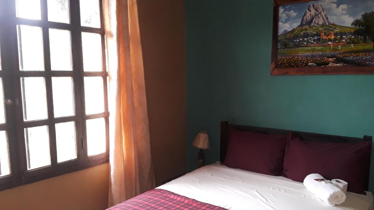 Hotel El Almendro Copan ภายนอก รูปภาพ